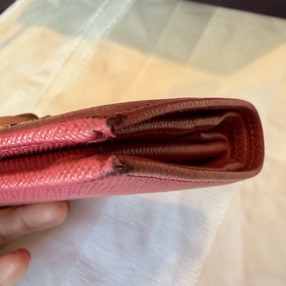 Prada Saffiano Pink Wallet - Picture 5 of 10